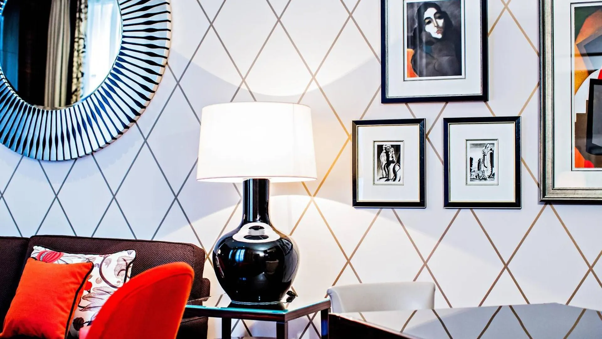 Prince De Galles, A Luxury Collection Hotel, Paris